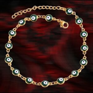 Elegant Gold and Green Evil Eye Necklace